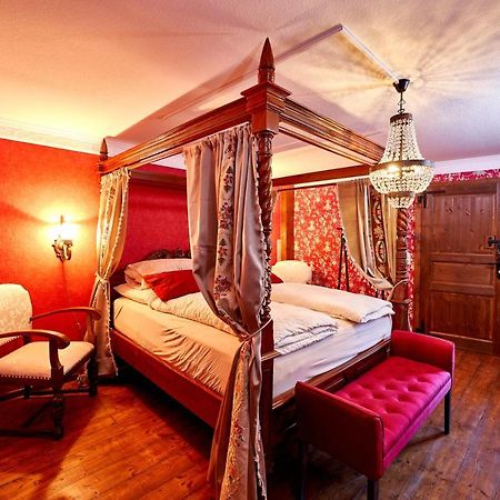Ritterstube - Eifelstube mit Charme, außergewöhnliches Ferienhaus Ulmen Exterior foto
