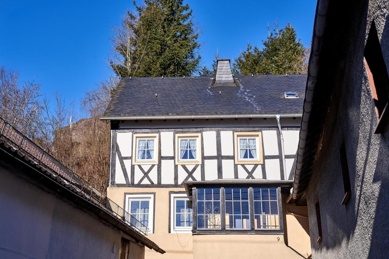 Ritterstube - Eifelstube mit Charme, außergewöhnliches Ferienhaus Ulmen Exterior foto