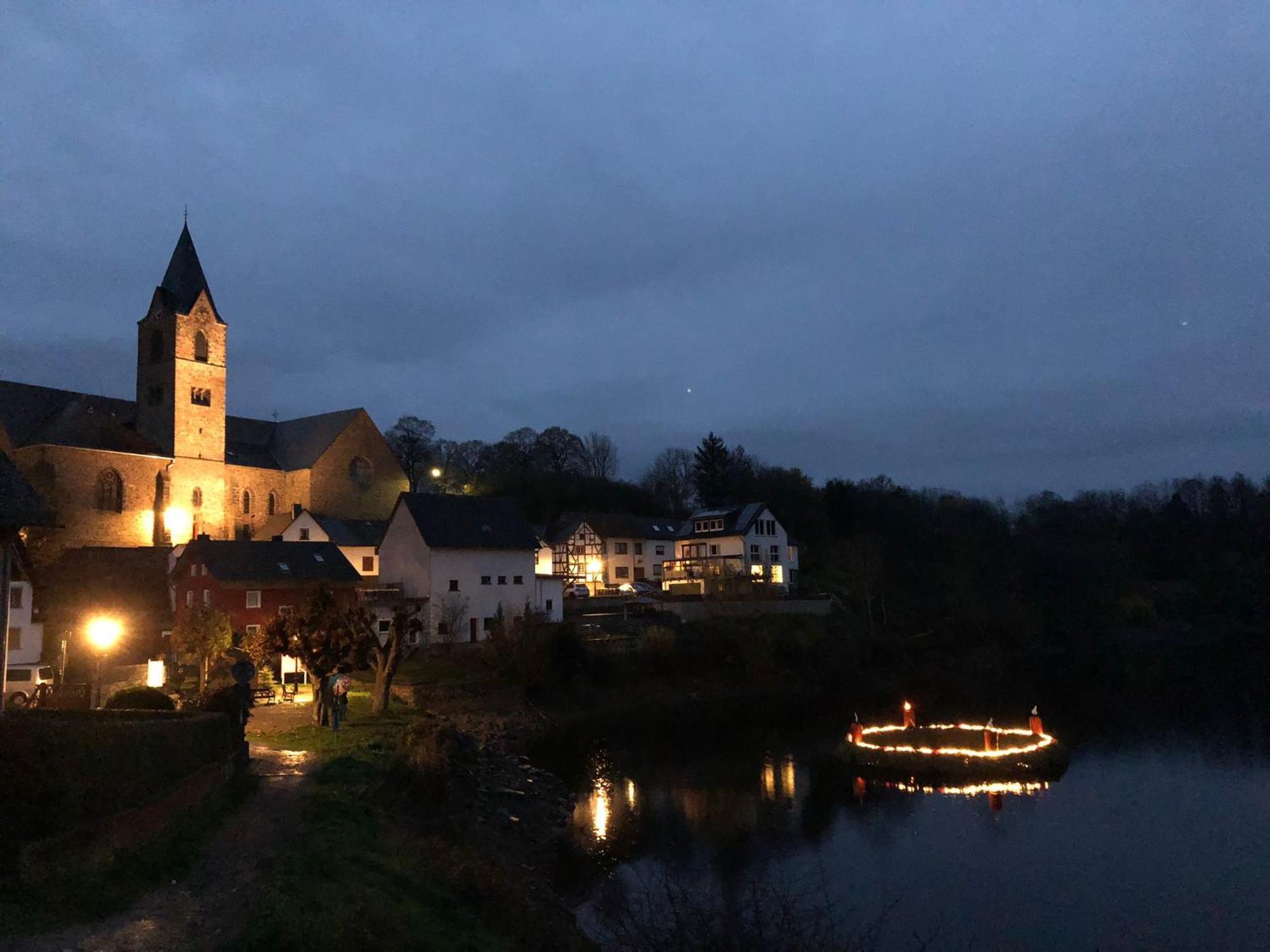 Ritterstube - Eifelstube mit Charme, außergewöhnliches Ferienhaus Ulmen Exterior foto